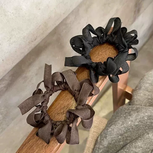 Mini-élastiques à cheveux simples et élégants, accessoires capillaires polyvalents et doux pour queue de cheval et <span class=keywords><strong>chignon</strong></span> désordonné - Product Image 1