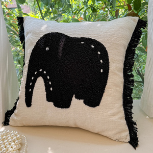Европейский стиль, синель, слон, лошадь, вышивка, диван, наволочка черного цвета - Product Image 3