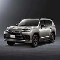 Ventes aux enchères de voitures d'occasion Lexu S LX 600, conduite à gauche, automatique, transmission intégrale, cuir, alliage d'aluminium foncé, Japon