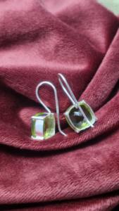 Boucles d'oreilles péridot de guérison Bijoux pendants en argent sterling 925 avec pierres précieuses vertes - Product Image 4