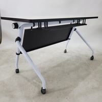 Table de formation pliable rectangulaire modulaire en métal moderne avec roulettes pour bureau, école et domicile
