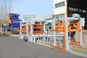 Máquina Moldeadora de Bloques de <span class=keywords><strong>Ladrillo</strong></span> Automática Hidráulica QT4-15 para Bloques de Cemento con Control PLC y Motor de 220V/380V - Product Image 2