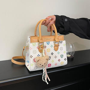 Nuevo Bolso de Mano de Diseño Lujoso y Moderno, Estampado, de Cuero PU, Gran Capacidad, Versátil, para Mujer, Bolso de Hombro, Bolso Bandolera - Product Image 2