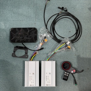 Contrôleur 12Mosfet Yunli 60V 50A pour trottinette électrique 5600W 6000W avec accélérateur au pouce TF-100 et écran central - Product Image 3