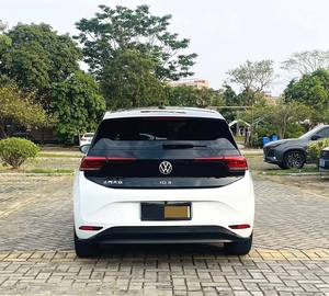 <span class=keywords><strong>Volkswagen</strong></span> ID.3, Auto Usado <span class=keywords><strong>de</strong></span> Energía Nueva, Producción 2023, Eléctrico, con una Autonomía <span class=keywords><strong>de</strong></span> 450 Kilómetros - Product Image 2