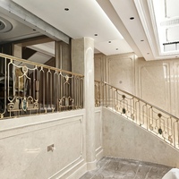 Europäischer Klassischer Messing-Aluminium-Treppengeländer Hochwertige Villa-Balustrade Einfache Installation Korrosionsbeständig Innen- und Außenbereich