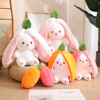 Bonitos juguetes suaves reversibles transformados en conejo pequeño, fruta, fresa, conejo