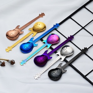 Cuillère à café créative en forme de guitare basse, mignonne, plaquée titane, pour dessert, enfants, ensemble de couverts en acier inoxydable 304, 10 pièces, cadeaux d'affaires - Product Image 2
