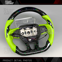 Volant personnalisé en fibre de carbone forgée verte avec poignée en cuir lisse pour Dodge Challenger Hellcat SRT RT Series Charger