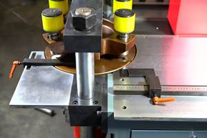 Máquina de processamento de barra de busca, três em um cnc multifuncional barra de dobra hidráulica - Product Image 6