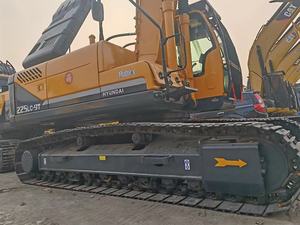 Excavatrice sur chenilles Hyundai 225LC-9T de 25 tonnes, d'occasion, puissance élevée, performances fiables, structure durable, en vente en stock - Product Image 4