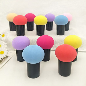 Éponge de maquillage portable double usage en forme de <span class=keywords><strong>champignon</strong></span>, qui s'ouvre à l'eau et ne retient pas la poudre - Product Image 5