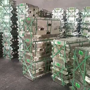 Wholesale Factory Direct Sale Tin Ingot High Purity 99.99% Non-Alloy <b>Square</b> Coating Material LME Non-LME - Product Image 1