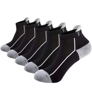 Chaussettes de sport basses pour hommes en coton respirant avec amorti et ventilation pour la course à pied - Product Image 3