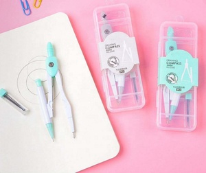 Boussole pratique <span class=keywords><strong>avec</strong></span> plomb-<span class=keywords><strong>crayon</strong></span>, boussole de haute qualité en alliage de zinc pour étudiants, ensemble de boussole en boîte en plastique, boussole de sécurité - Product Image 2