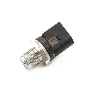 Common rail pressure <b>sensor</b> 8099063 0281002612 0281002398 0281002867 pressure <b>switch</b> - Product Image 2