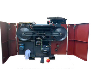 Machine à fendre le cuir Camoga C420R/ C420RC /C420L pour sacs en cuir. Machine à dégauchir et à refendre reconditionnée d'occasion - Product Image 3