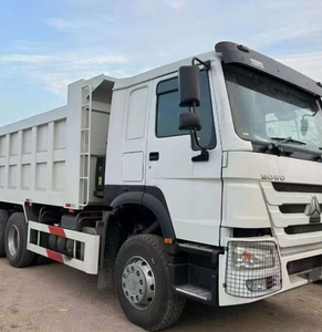 Camión Tractor de Carga Usado Sinotruk Howo 6x4 con Volante a la Izquierda, 351-450HP, Euro 2, para Transporte Minero con Capacidad de Carga de 31-40T - Product Image 4