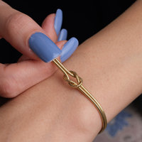 Bracelet unisexe nœud d'amour fait main en acier inoxydable, chaîne serpent, bracelet nœud d'amour, cadeau de Saint-Valentin pour couple