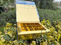 Coffrets cadeaux personnalisés élégants au chocolat et à la truffe Présentoir de bonbons mélangés Fenêtre transparente Avantage industriel UV Fabriqué en papier carton feuille