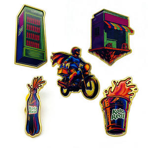 Épingles à revers personnalisées en métal de haute qualité, imprimées en UV, badges personnalisés, dessins animés, boissons, distributeurs automatiques de bière - Product Image 1