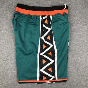 Мужские спортивные шорты в стиле ретро - Product Image 5