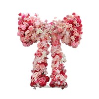 Latar Belakang 3D Merah dan Hitam, Tata Letak Photobooth Canggih, Dinding Bunga Berbentuk Kupu-kupu