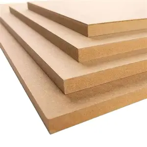 Linyi 공장 1220x2440mm 2100x2800nmm 3mm 18mm 원시 MDF 일반 MDF 멜라민 MDF