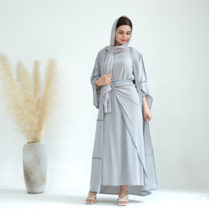Ropa de Mujer Estilo Dubái, Moda Musulmana, Conjunto de Abaya de <span class=keywords><strong>3</strong></span> Piezas de Poliéster de Alta Calidad, Vestido Abaya - Product Image 1
