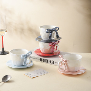 Juego de taza y platillo de cerámica con diseño de lazo estético, taza creativa y bonita para té de la tarde, vajilla para el hogar. - Product Image 1