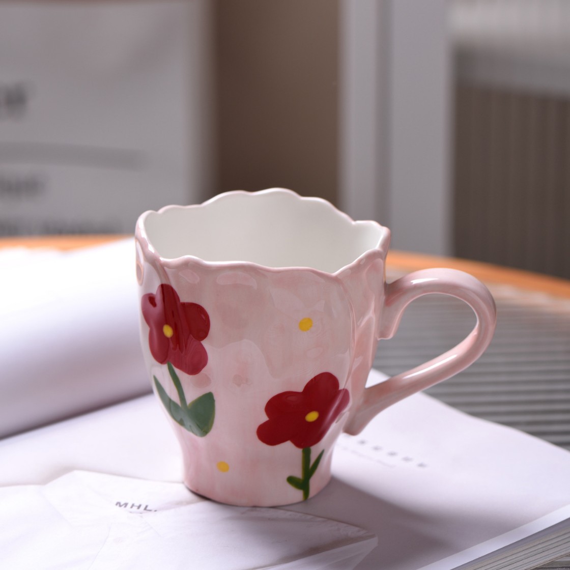 Tasse simple nuage à tige haute, corps en poudre, fleur rouge