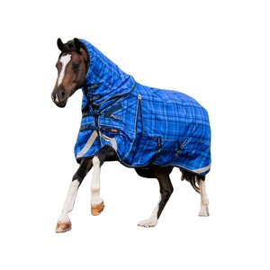 Couverture d'écurie pour chevaux en velours doublé de polyester durable, tailles personnalisées pour la protection hivernale - Product Image 1