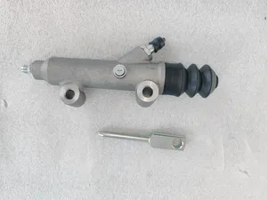 Universal Vehicle Accessories Model 16042210700 Clutch Cylinder