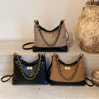 Sac à bandoulière pour femme avec une seule poignée, fermeture éclair, doublure en PU imperméable et décoration lettres, idéal pour toutes les saisons
