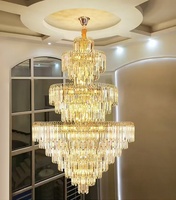 Lustre en cristal de luxe post-moderne de salon à hauteur réglable lampe d'escalier en colimaçon suspendue d'intérieur pour bâtiment duplex