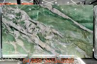 Comptoirs de cuisine en quartzite vert Patagonia poli, grandes dalles, pierre naturelle de luxe pour mur de fond