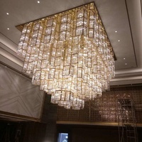 Villa dans le hall de l'hôtel, grand lustre suspendu en cristal moderne et léger personnalisé, ingénierie créative, plafond de luxe