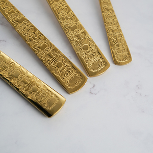 Juego <span class=keywords><strong>de</strong></span> cubiertos <span class=keywords><strong>de</strong></span> lujo <span class=keywords><strong>de</strong></span> 4 piezas con diseño tallado en oro, vajilla alta <span class=keywords><strong>de</strong></span> acero inoxidable <span class=keywords><strong>para</strong></span> restaurante <span class=keywords><strong>de</strong></span> fiesta - Product Image 6