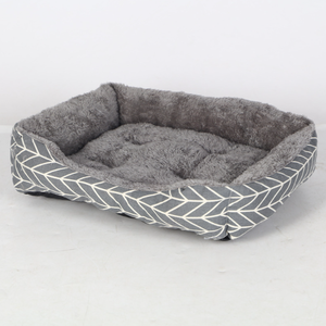 Cama para Perro de Franela con Diseño Sólido y Elegante, Espacio de Descanso Acogedor y Privado para un Sueño Confortable de las Mascotas - Product Image 4