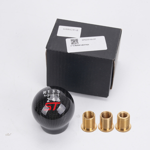 Vente en gros de pommeaux de levier de vitesse universels en fibre de carbone à 6 vitesses, amélioration de l'intérieur du véhicule pour Ford <span class=keywords><strong>Focus</strong></span> Red <span class=keywords><strong>ST</strong></span> - Product Image 5