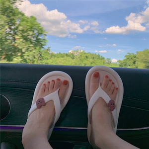 Tongs noires multi-tailles bon marché de XIXIXITIAO sandale slide animal de plage souple de dessin animé tongs pour femmes pantoufles - Product Image 4