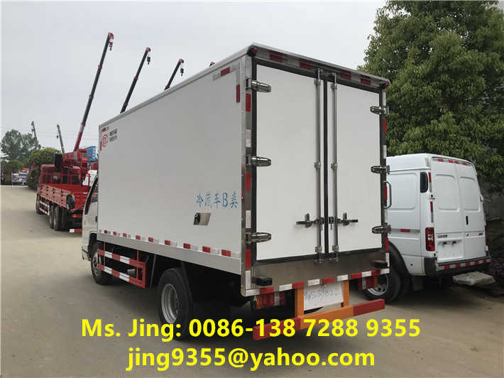 冷凍食品用JMC4x2冷凍トラックボックスフィリピンでの3トン小型冷蔵  