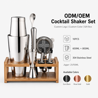 Set Shaker Koktail Boston Baja Tahan Karat Dengan Dudukan Bambu Logo Kustom Peralatan Pencampur Bartender Profesional Perlengkapan Hadiah untuk Bar Rumah
