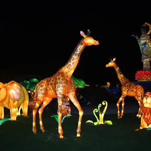 공장 직접 판매 야외 축제 동물 테마 장식 크리스마스 할로윈을위한 사용자 정의 방수 기린 랜턴
