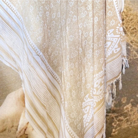 El más nuevo diseño de algodón impreso pareos cubrir Ups mujeres playa abrigo vestido bufandas chal de seda para mujeres
