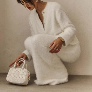 Conjunto de Moda Outono Inverno 2026 para Mulheres, Cardigan de Lã de Manga Longa com Botão Único e Saia de Malha Plush em 2 Peças - Product Image 4