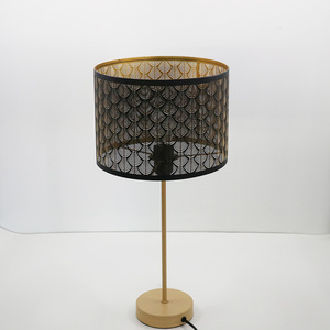 Lámpara colgante redonda de Metal tallada para <span class=keywords><strong>Hotel</strong></span>, para mesita de noche, escritorio, sombra, <span class=keywords><strong>Abat</strong></span> Jour, color negro y dorado - Product Image 2