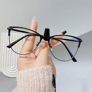 Kính mắt thời trang unisex khung kim loại nửa khung mắt mèo nhẹ, chống ánh sáng xanh, bán buôn năm 2024 - Product Image 4