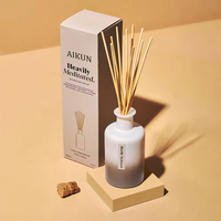 Aikun Düşük Minimum Sipariş Adedi Hızlı Tepki Herhangi Bir Koku Kalıcı 200ml Yuvarlak Seramik Çubuklu Oda Kokusu Yapışkanlı Etiketli Uzun Kutu Online Satıcılar İçin
