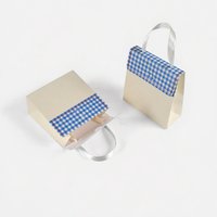 Boîte-cadeau tenue dans la main à carreaux frais de dessin animé mignon personnalisé emballage de cuisson de dessert finition mate pour gâteau pour biscuits bonbons en stock